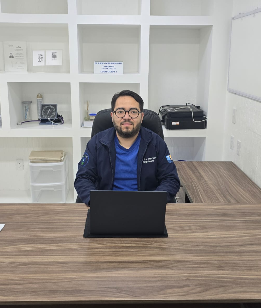 dr alan urbina cirujano pediatrico